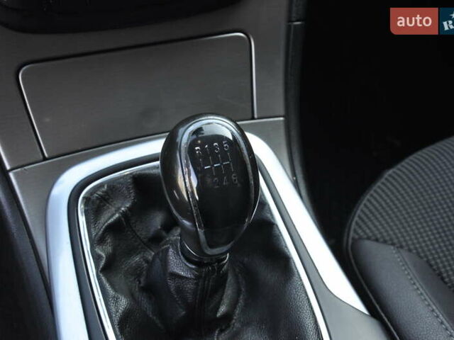 Чорний Опель Інсігнія, об'ємом двигуна 1.96 л та пробігом 298 тис. км за 5800 $, фото 29 на Automoto.ua