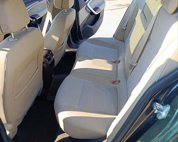 Чорний Опель Інсігнія, об'ємом двигуна 1.96 л та пробігом 270 тис. км за 9200 $, фото 2 на Automoto.ua