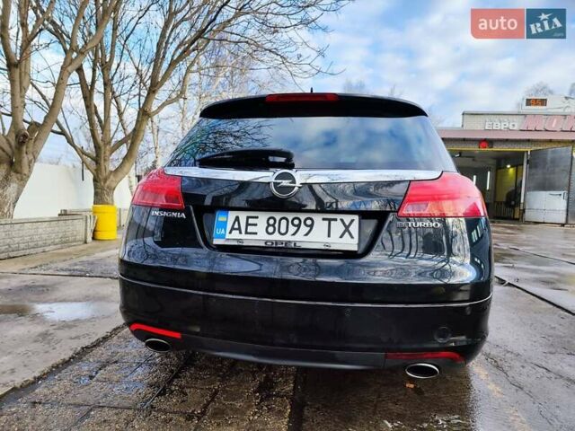 Черный Опель Инсигния, объемом двигателя 1.96 л и пробегом 282 тыс. км за 10000 $, фото 5 на Automoto.ua