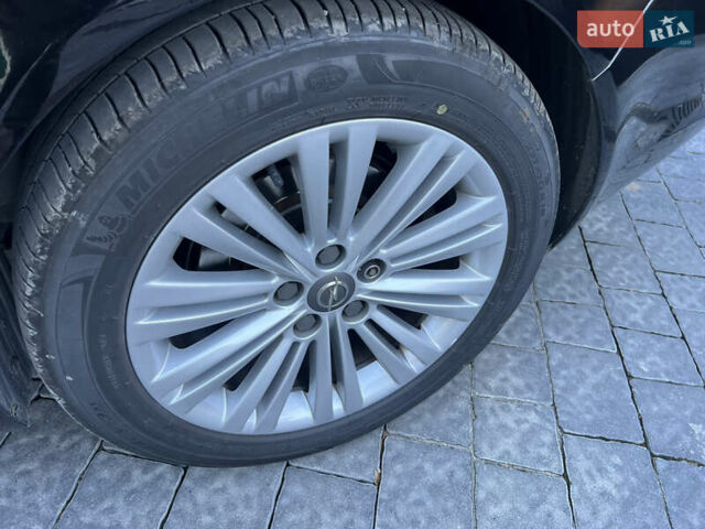 Чорний Опель Інсігнія, об'ємом двигуна 2 л та пробігом 261 тис. км за 8500 $, фото 38 на Automoto.ua