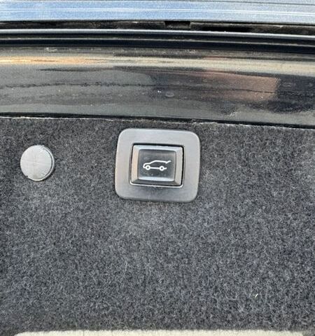 Черный Опель Инсигния, объемом двигателя 2 л и пробегом 221 тыс. км за 8299 $, фото 36 на Automoto.ua