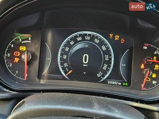 Чорний Опель Інсігнія, об'ємом двигуна 1.96 л та пробігом 256 тис. км за 3600 $, фото 9 на Automoto.ua