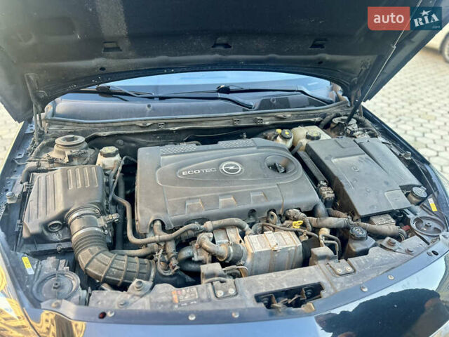 Черный Опель Инсигния, объемом двигателя 2 л и пробегом 250 тыс. км за 9800 $, фото 16 на Automoto.ua