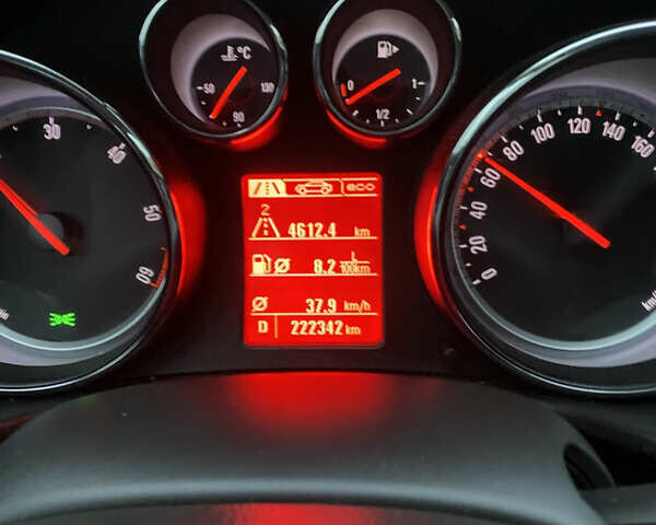 Чорний Опель Інсігнія, об'ємом двигуна 2 л та пробігом 222 тис. км за 10500 $, фото 14 на Automoto.ua