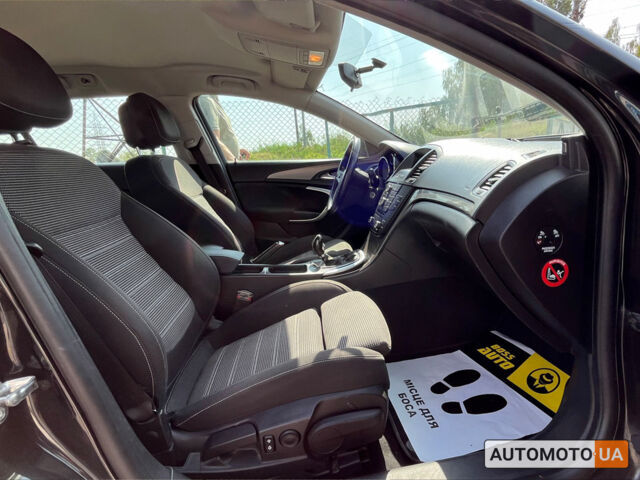 Черный Опель Инсигния, объемом двигателя 2 л и пробегом 237 тыс. км за 8700 $, фото 27 на Automoto.ua