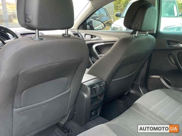 Черный Опель Инсигния, объемом двигателя 2 л и пробегом 273 тыс. км за 10500 $, фото 10 на Automoto.ua