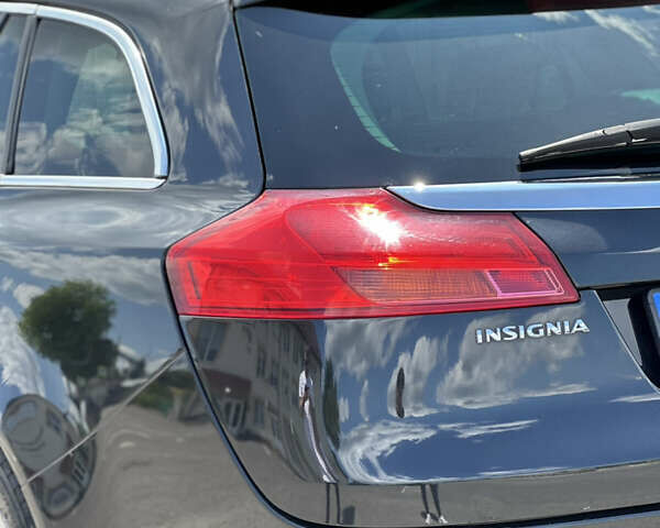 Черный Опель Инсигния, объемом двигателя 1.96 л и пробегом 290 тыс. км за 7999 $, фото 2 на Automoto.ua