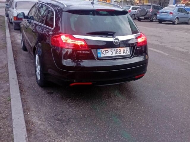 Черный Опель Инсигния, объемом двигателя 2 л и пробегом 254 тыс. км за 7300 $, фото 6 на Automoto.ua