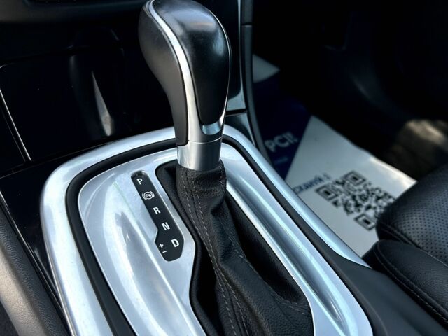 Черный Опель Инсигния, объемом двигателя 2 л и пробегом 211 тыс. км за 10400 $, фото 20 на Automoto.ua