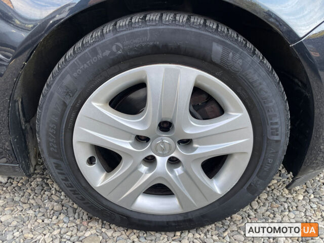 Черный Опель Инсигния, объемом двигателя 2 л и пробегом 273 тыс. км за 10500 $, фото 21 на Automoto.ua