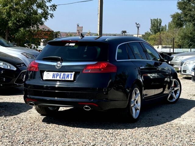 Черный Опель Инсигния, объемом двигателя 2 л и пробегом 211 тыс. км за 10400 $, фото 1 на Automoto.ua