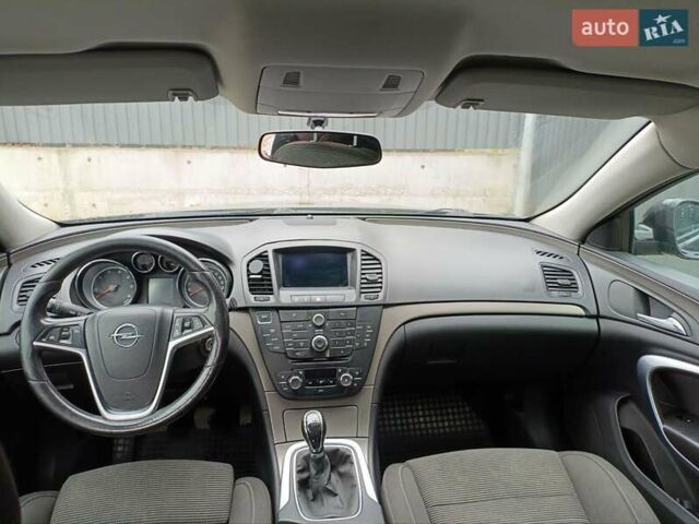 Черный Опель Инсигния, объемом двигателя 1.96 л и пробегом 317 тыс. км за 6200 $, фото 8 на Automoto.ua