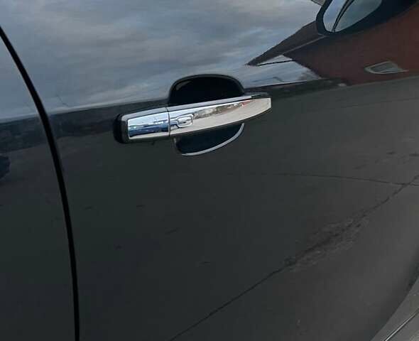 Черный Опель Инсигния, объемом двигателя 2 л и пробегом 243 тыс. км за 12500 $, фото 7 на Automoto.ua