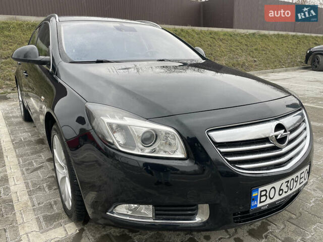 Черный Опель Инсигния, объемом двигателя 2 л и пробегом 180 тыс. км за 9400 $, фото 6 на Automoto.ua