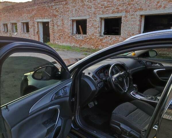 Черный Опель Инсигния, объемом двигателя 2 л и пробегом 272 тыс. км за 10260 $, фото 19 на Automoto.ua