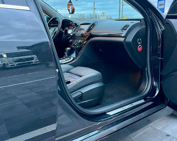 Черный Опель Инсигния, объемом двигателя 2 л и пробегом 243 тыс. км за 12500 $, фото 18 на Automoto.ua