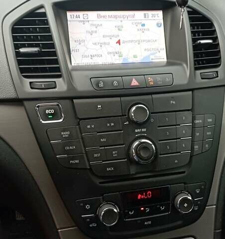 Чорний Опель Інсігнія, об'ємом двигуна 1.96 л та пробігом 234 тис. км за 8800 $, фото 16 на Automoto.ua