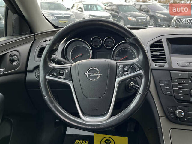 Чорний Опель Інсігнія, об'ємом двигуна 1.96 л та пробігом 244 тис. км за 8100 $, фото 9 на Automoto.ua