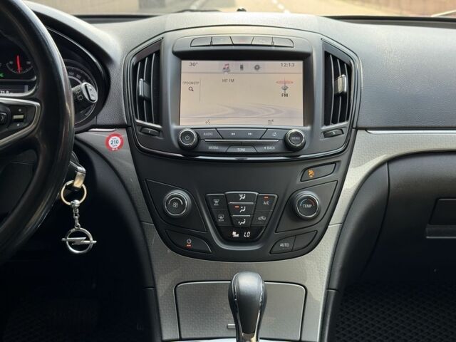 Черный Опель Инсигния, объемом двигателя 2 л и пробегом 253 тыс. км за 8950 $, фото 16 на Automoto.ua