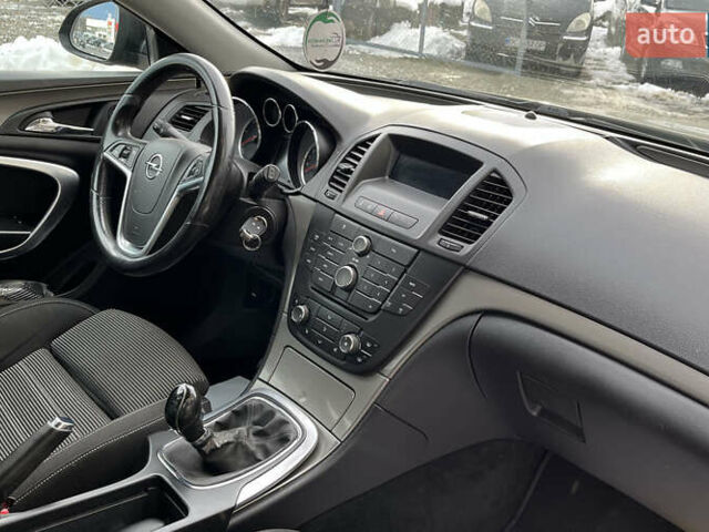 Чорний Опель Інсігнія, об'ємом двигуна 1.96 л та пробігом 244 тис. км за 8100 $, фото 20 на Automoto.ua