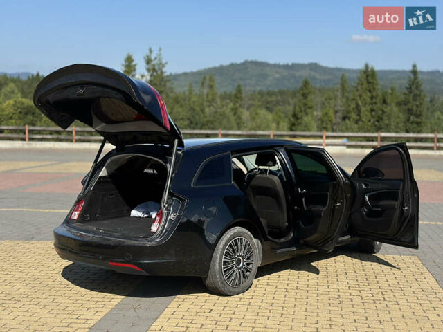 Черный Опель Инсигния, объемом двигателя 2 л и пробегом 299 тыс. км за 7799 $, фото 5 на Automoto.ua