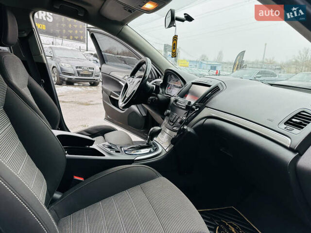 Чорний Опель Інсігнія, об'ємом двигуна 1.96 л та пробігом 264 тис. км за 9800 $, фото 23 на Automoto.ua