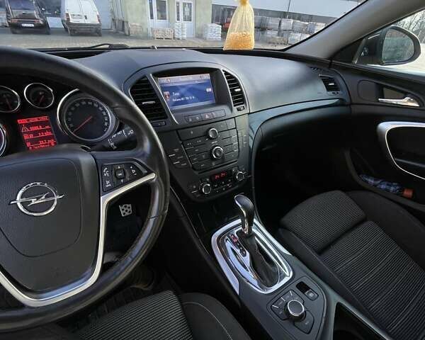 Черный Опель Инсигния, объемом двигателя 1.96 л и пробегом 340 тыс. км за 7500 $, фото 11 на Automoto.ua