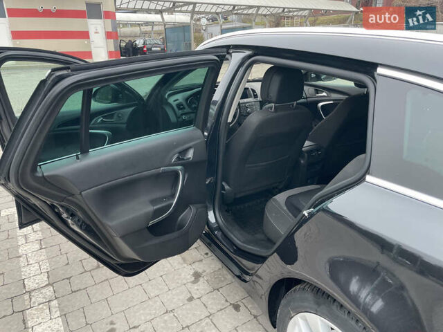 Черный Опель Инсигния, объемом двигателя 2 л и пробегом 180 тыс. км за 9400 $, фото 98 на Automoto.ua