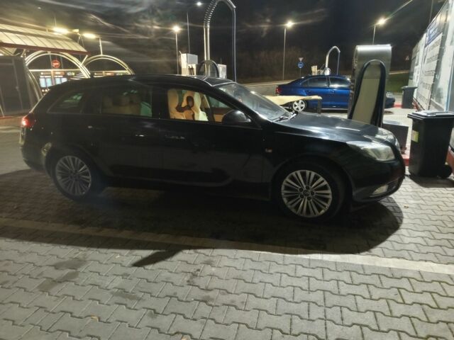 Опель Инсигния 2013 в Тернополе на Automoto.ua Черный Опель Инсигния, объемом двигателя 2 л и пробегом 288 тыс. км за 11000 $, фото 5 на Automoto.ua