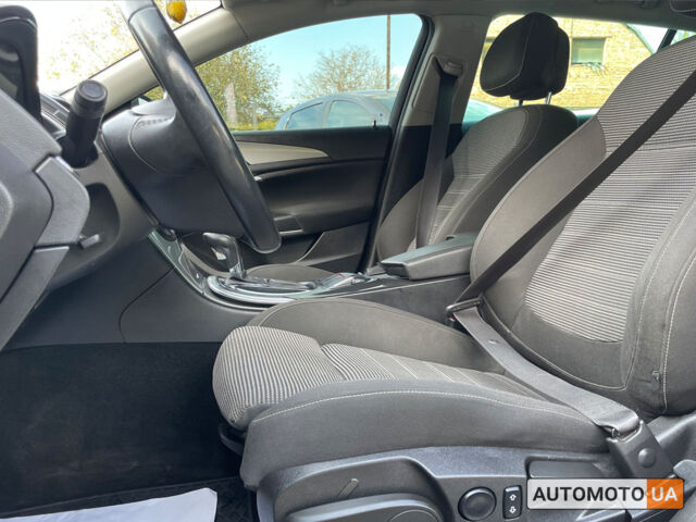 Черный Опель Инсигния, объемом двигателя 2 л и пробегом 273 тыс. км за 10500 $, фото 9 на Automoto.ua