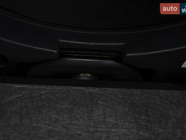 Черный Опель Инсигния, объемом двигателя 1.96 л и пробегом 213 тыс. км за 8999 $, фото 11 на Automoto.ua