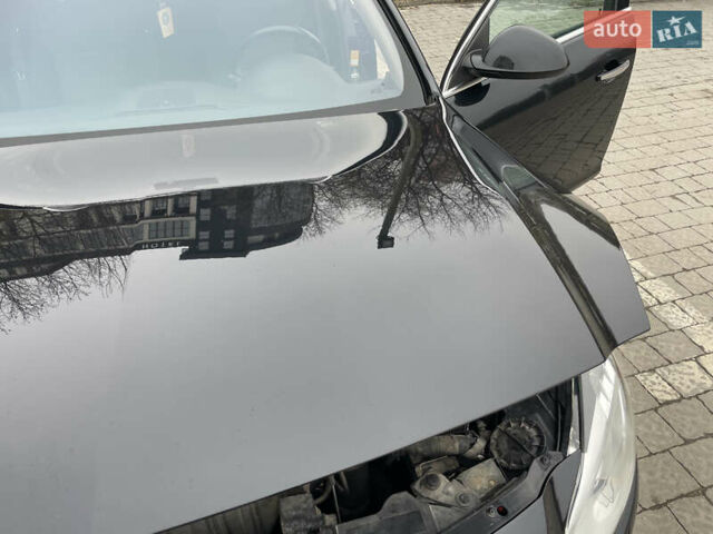 Черный Опель Инсигния, объемом двигателя 2 л и пробегом 180 тыс. км за 9400 $, фото 129 на Automoto.ua