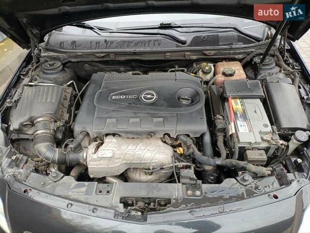 Черный Опель Инсигния, объемом двигателя 1.96 л и пробегом 317 тыс. км за 6200 $, фото 14 на Automoto.ua