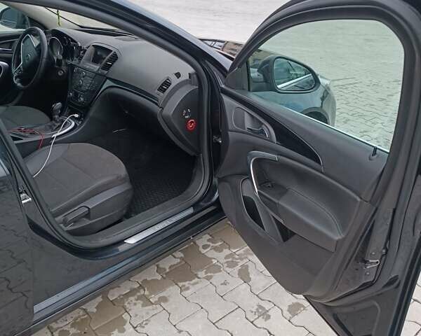 Чорний Опель Інсігнія, об'ємом двигуна 1.96 л та пробігом 300 тис. км за 7700 $, фото 11 на Automoto.ua