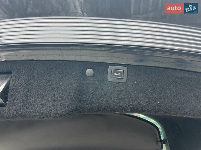 Черный Опель Инсигния, объемом двигателя 2 л и пробегом 180 тыс. км за 9400 $, фото 87 на Automoto.ua