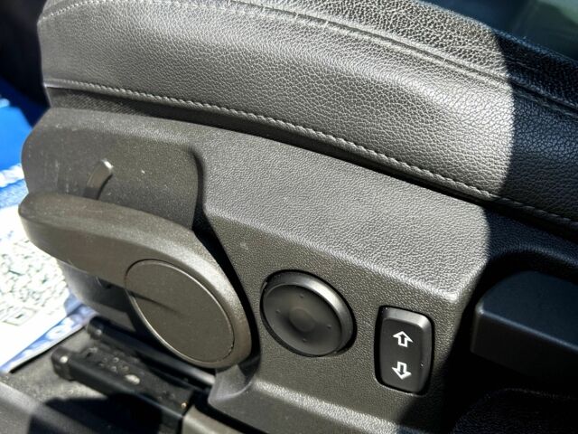 Чорний Опель Інсігнія, об'ємом двигуна 2 л та пробігом 211 тис. км за 9900 $, фото 15 на Automoto.ua