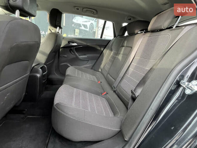 Чорний Опель Інсігнія, об'ємом двигуна 1.96 л та пробігом 244 тис. км за 8100 $, фото 23 на Automoto.ua