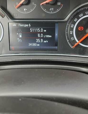 Чорний Опель Інсігнія, об'ємом двигуна 2 л та пробігом 240 тис. км за 10100 $, фото 1 на Automoto.ua