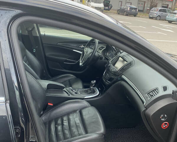 Чорний Опель Інсігнія, об'ємом двигуна 1.96 л та пробігом 242 тис. км за 10600 $, фото 9 на Automoto.ua