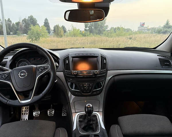 Черный Опель Инсигния, объемом двигателя 1.96 л и пробегом 230 тыс. км за 12000 $, фото 24 на Automoto.ua