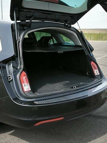 Черный Опель Инсигния, объемом двигателя 1.96 л и пробегом 281 тыс. км за 11200 $, фото 7 на Automoto.ua