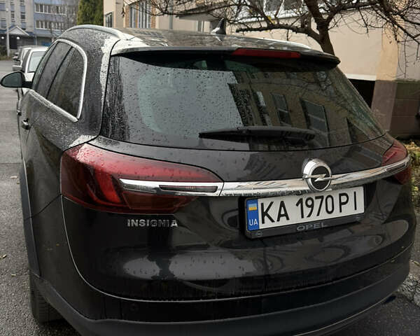 Черный Опель Инсигния, объемом двигателя 2 л и пробегом 178 тыс. км за 13555 $, фото 5 на Automoto.ua