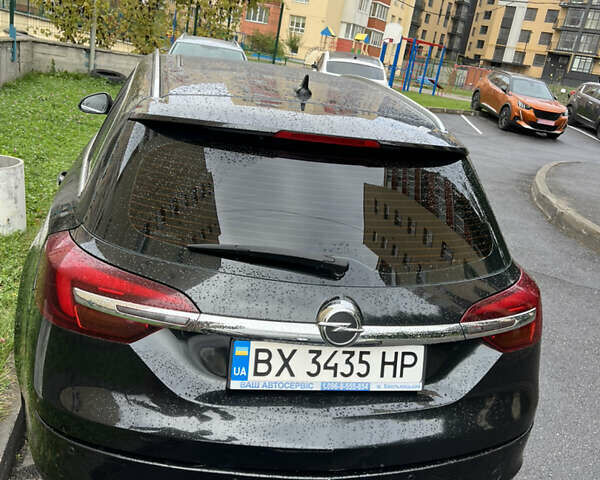 Черный Опель Инсигния, объемом двигателя 1.96 л и пробегом 357 тыс. км за 7500 $, фото 3 на Automoto.ua