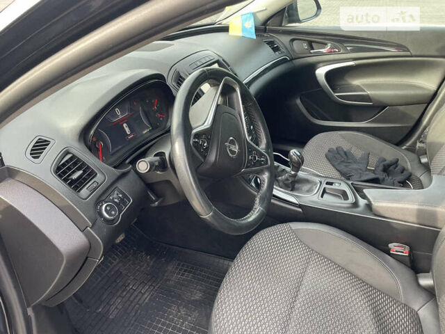 Черный Опель Инсигния, объемом двигателя 1.96 л и пробегом 307 тыс. км за 8500 $, фото 2 на Automoto.ua