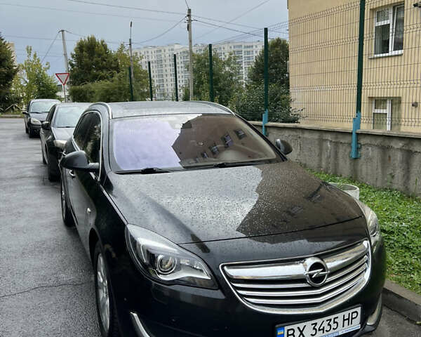 Черный Опель Инсигния, объемом двигателя 1.96 л и пробегом 357 тыс. км за 7500 $, фото 2 на Automoto.ua
