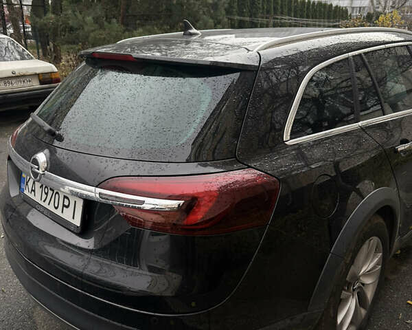 Черный Опель Инсигния, объемом двигателя 2 л и пробегом 178 тыс. км за 13555 $, фото 4 на Automoto.ua