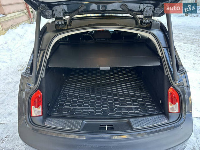 Чорний Опель Інсігнія, об'ємом двигуна 1.96 л та пробігом 256 тис. км за 8500 $, фото 25 на Automoto.ua