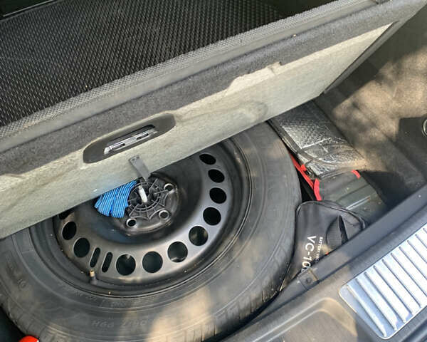 Черный Опель Инсигния, объемом двигателя 2 л и пробегом 349 тыс. км за 9600 $, фото 14 на Automoto.ua