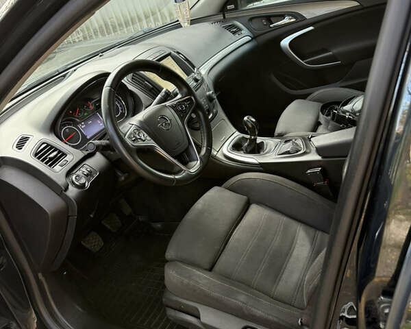 Черный Опель Инсигния, объемом двигателя 1.96 л и пробегом 254 тыс. км за 8700 $, фото 16 на Automoto.ua