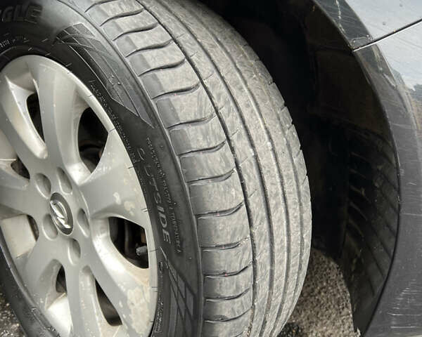 Черный Опель Инсигния, объемом двигателя 1.96 л и пробегом 357 тыс. км за 7500 $, фото 29 на Automoto.ua